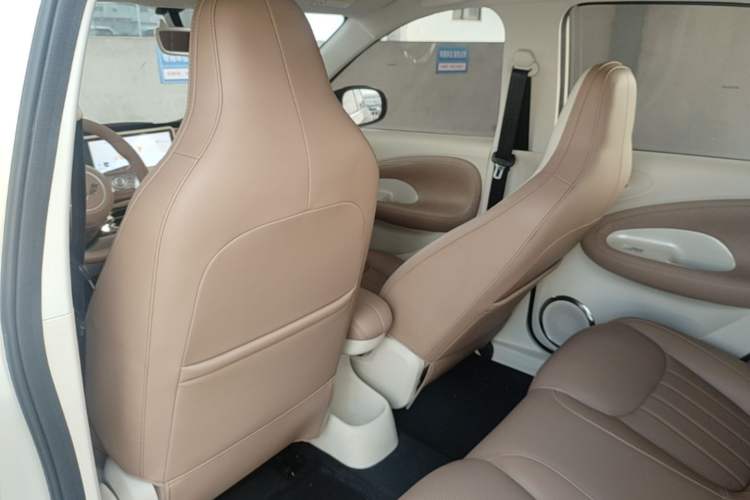 Used Wuling Bingo 2025 333 km Lingxi Connected Version Left Front Seat