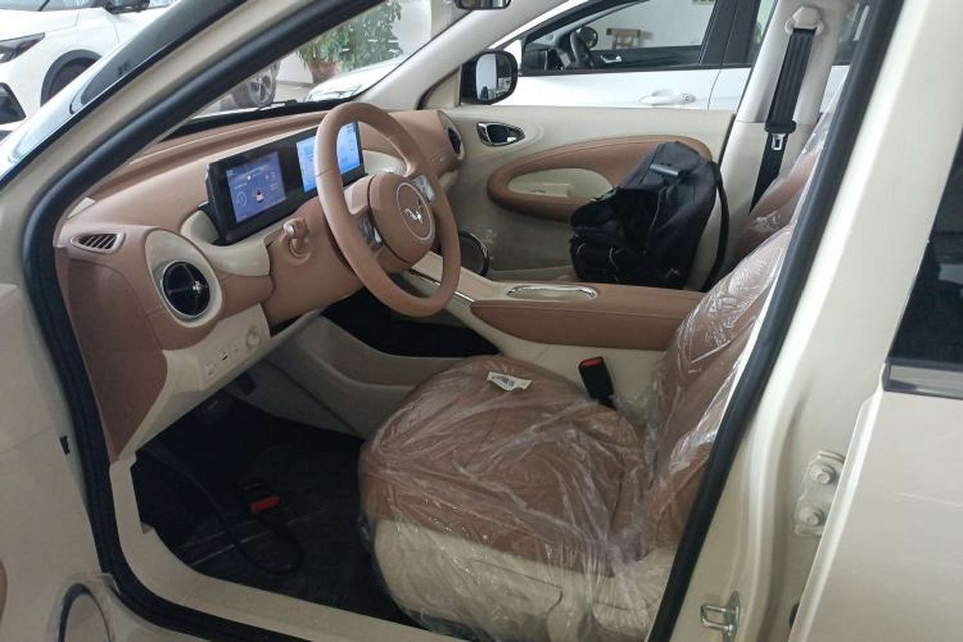 Used Wuling Bingo 2025 333 km Enjoyment Version Left Front Seat