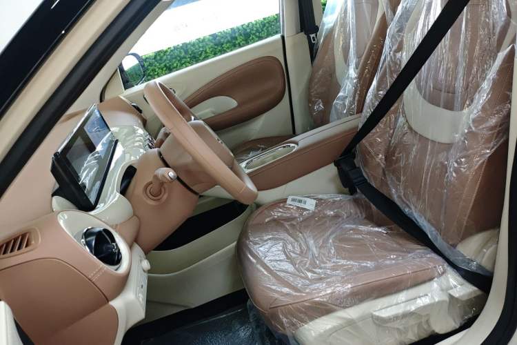 Used Wuling Bingo 2025 333 km Enjoyment Version Left Front Seat