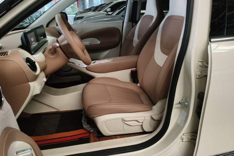 Used Wuling Bingo 2025 333 km Enjoyment Version Left Front Seat