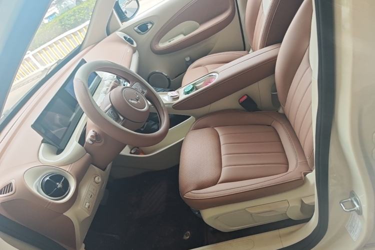 Used Wuling Bingo 2025 333 km Enjoyment Version Left Front Seat