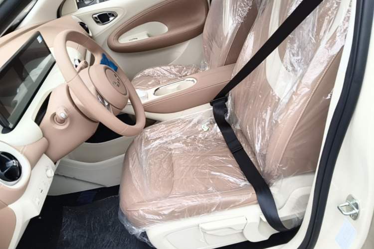 Used Wuling Bingo 2025 333 km Enjoyment Version Left Front Seat