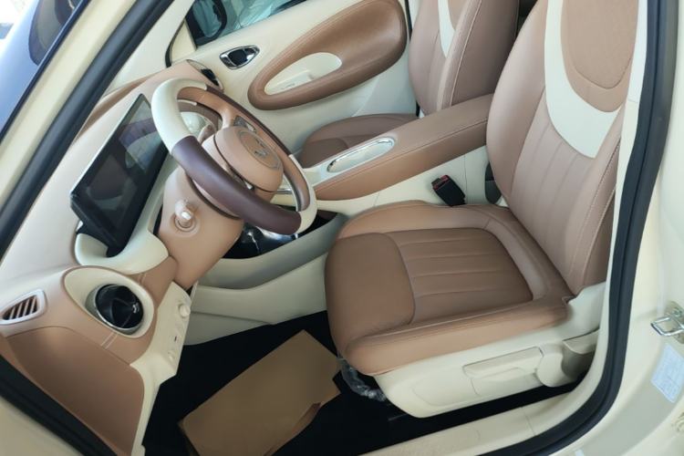 Used Wuling Bingo 2025 333 km Enjoyment Version Left Front Seat