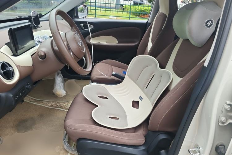 Used Wuling Bingo 2025 203km Light Edition Left Front Seat
