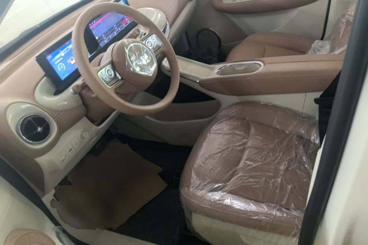 Used Wuling Bingo 2025 333 km Enjoyment Version Left Front Seat