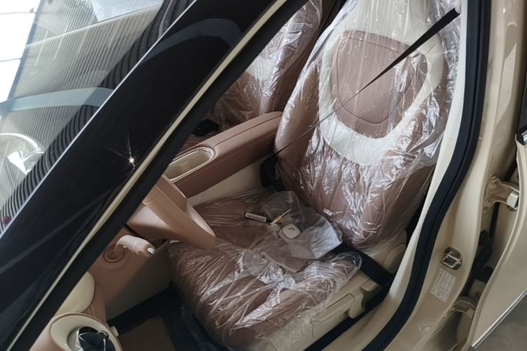Used Wuling Bingo 2025 333 km Enjoyment Version Left Front Seat