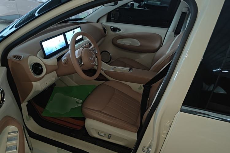 Used Wuling Bingo 2025 410 km Lingxi Deluxe Edition Left Front Seat