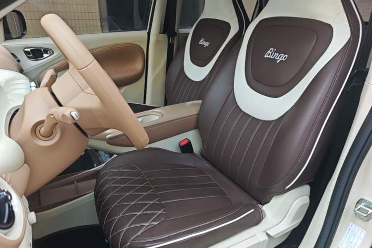 Used Wuling Bingo 2025 333 km Enjoyment Version Left Front Seat