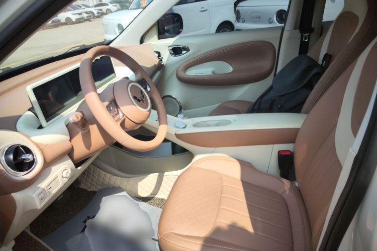Used Wuling Bingo 2025 333 km Enjoyment Version Left Front Seat