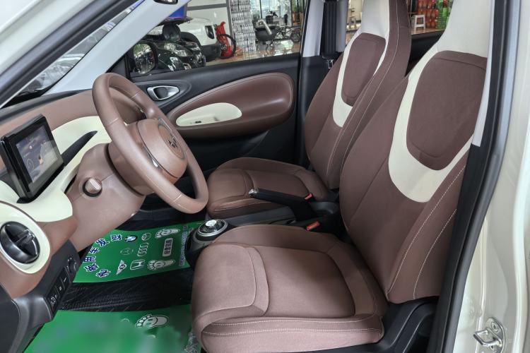 Used Wuling Bingo 2025 203km Light Edition Left Front Seat