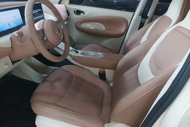 Used Wuling Bingo 2025 410 km Lingxi Deluxe Edition Left Front Seat