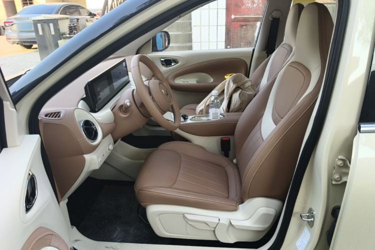 Used Wuling Bingo 2025 333 km Enjoyment Version Left Front Seat