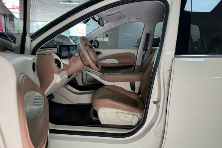 Used Wuling Bingo 2025 333 km Enjoyment Version Left Front Seat