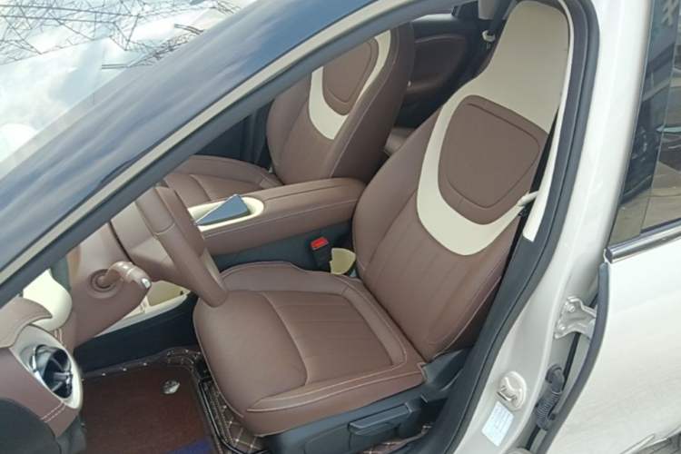 Used Wuling Bingo 2025 333 km Enjoyment Version Left Front Seat