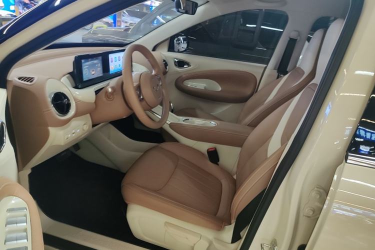 Used Wuling Bingo 2025 333 km Enjoyment Version Left Front Seat