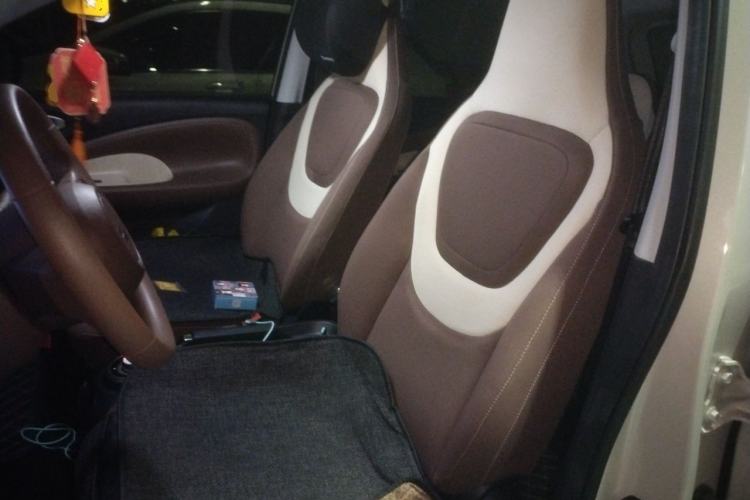 Used Wuling Bingo 2025 203km Light Edition Left Front Seat