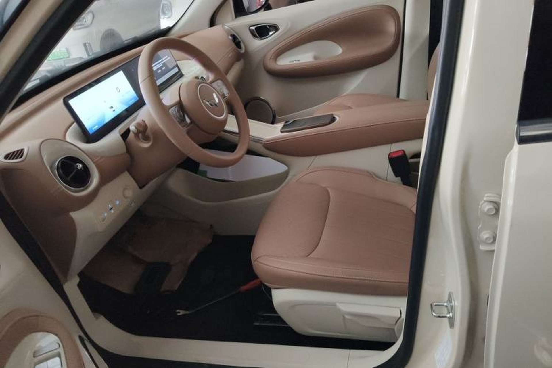 Used Wuling Bingo 2025 333 km Lingxi Connected Version Left Front Seat