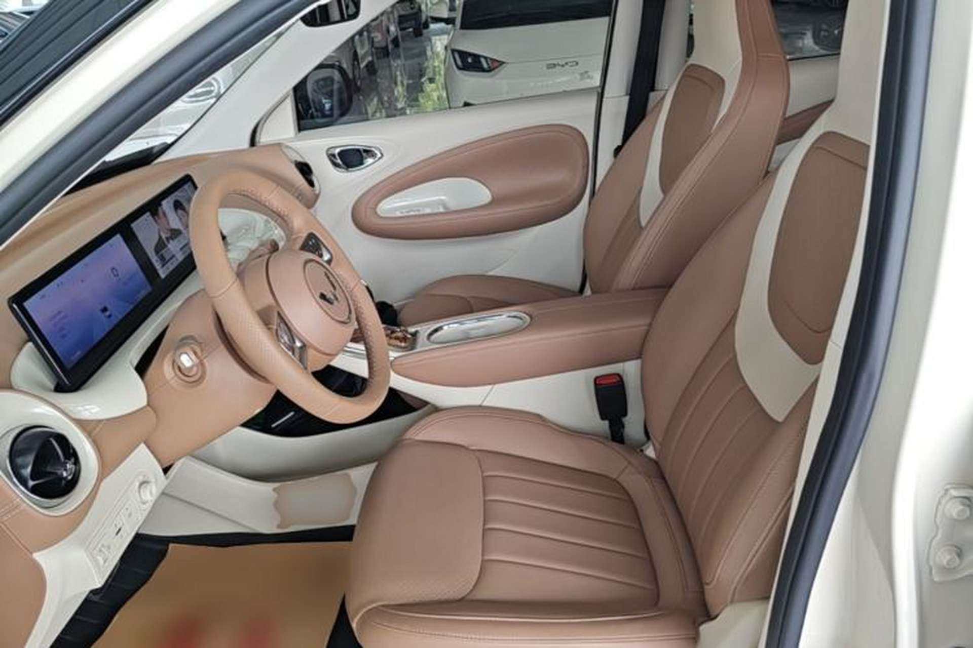 Used Wuling Bingo 2025 410 km Lingxi Deluxe Edition Left Front Seat
