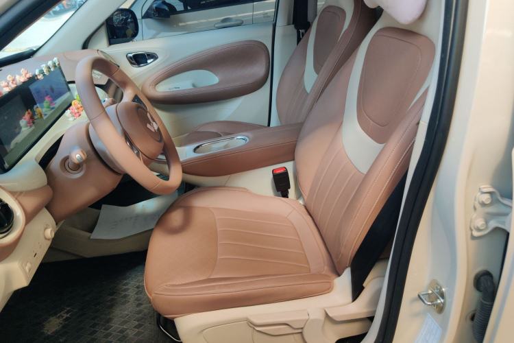 Used Wuling Bingo 2025 333 km Enjoyment Version Left Front Seat