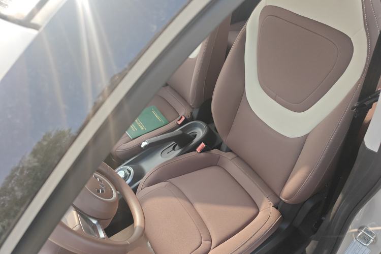Used Wuling Bingo 2025 203km Light Edition Left Front Seat