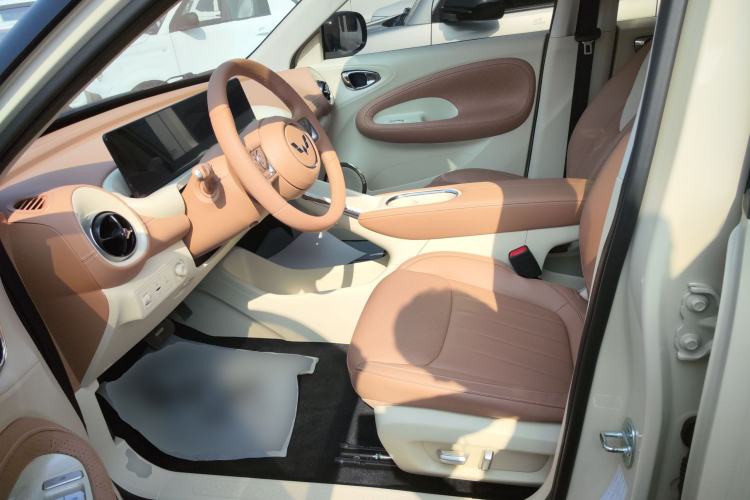 Used Wuling Bingo 2025 333 km Lingxi Connected Version Left Front Seat