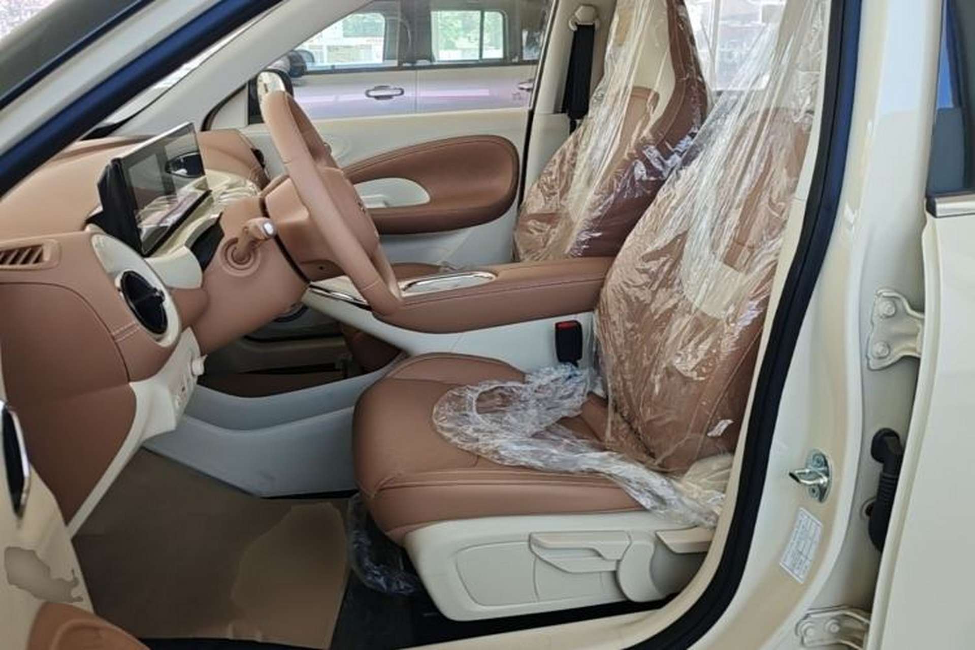 Used Wuling Bingo 2025 333 km Enjoyment Version Left Front Seat