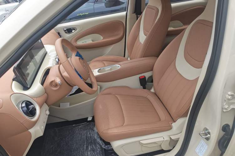 Used Wuling Bingo 2025 333 km Enjoyment Version Left Front Seat