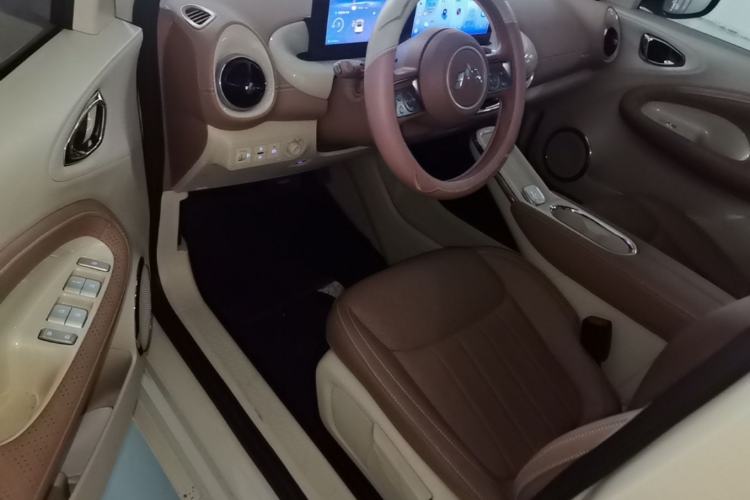 Used Wuling Bingo 2025 333 km Lingxi Connected Version Left Front Seat