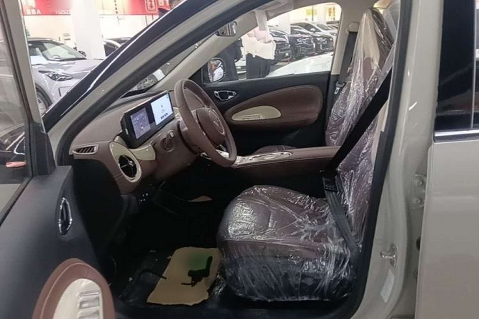 Used Wuling Bingo 2025 333 km Enjoyment Version Left Front Seat