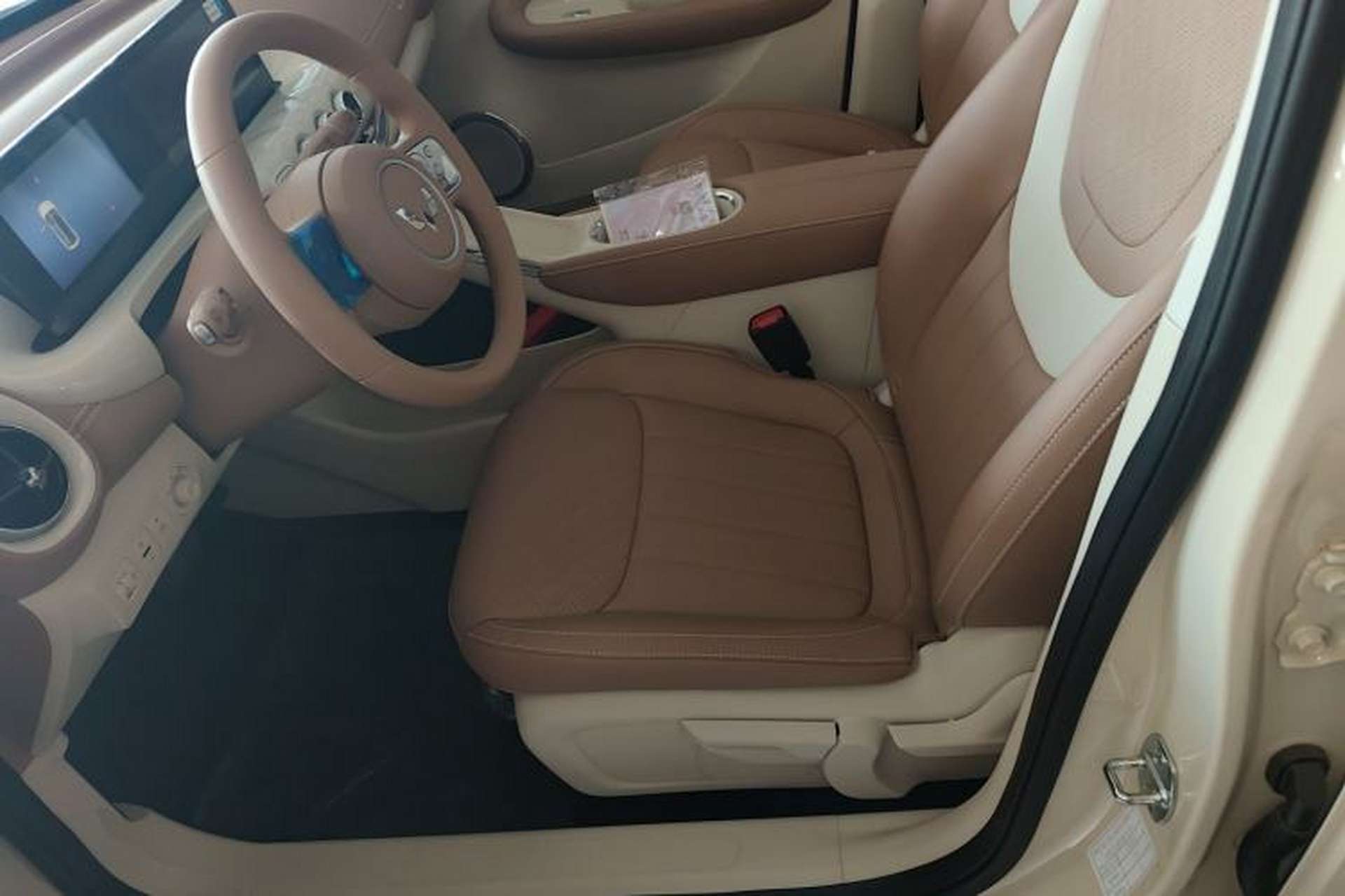 Used Wuling Bingo 2025 333 km Enjoyment Version Left Front Seat