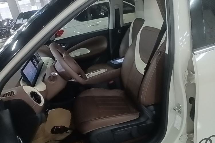Used Wuling Bingo 2025 333 km Lingxi Connected Version Left Front Seat