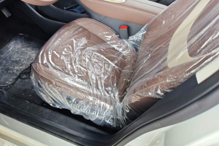 Used Wuling Bingo 2025 333 km Enjoyment Version Left Front Seat