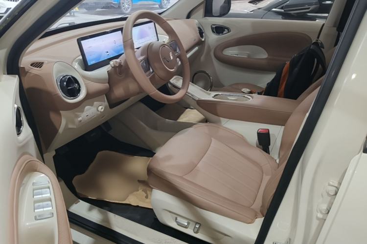 Used Wuling Bingo 2025 410 km Lingxi Deluxe Edition Left Front Seat