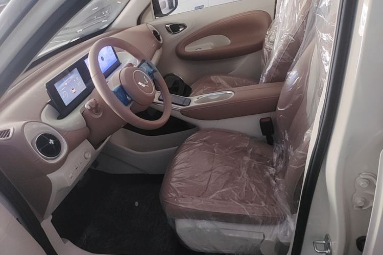 Used Wuling Bingo 2025 333 km Enjoyment Version Left Front Seat