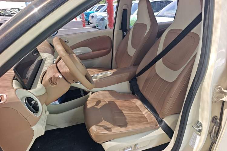 Used Wuling Bingo 2025 410 km Lingxi Deluxe Edition Left Front Seat