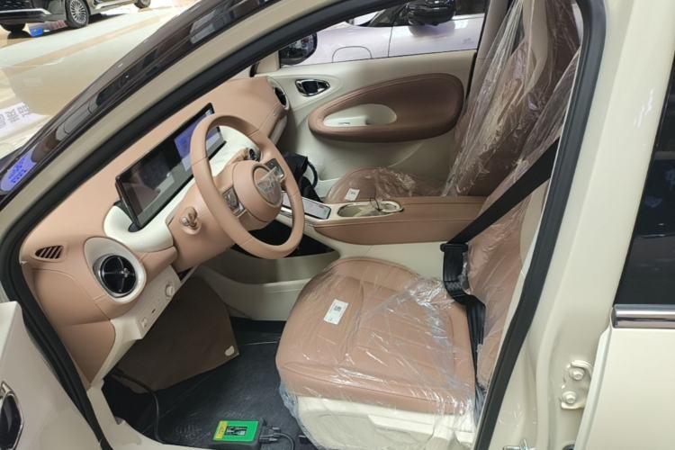 Used Wuling Bingo 2025 333 km Enjoyment Version Left Front Seat