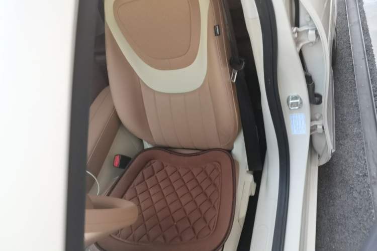 Used Wuling Bingo 2025 333 km Lingxi Connected Version Left Front Seat