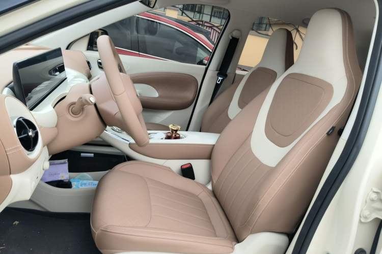 Used Wuling Bingo 2025 410 km Lingxi Deluxe Edition Left Front Seat