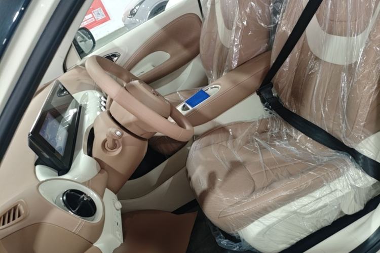 Used Wuling Bingo 2025 333 km Enjoyment Version Left Front Seat