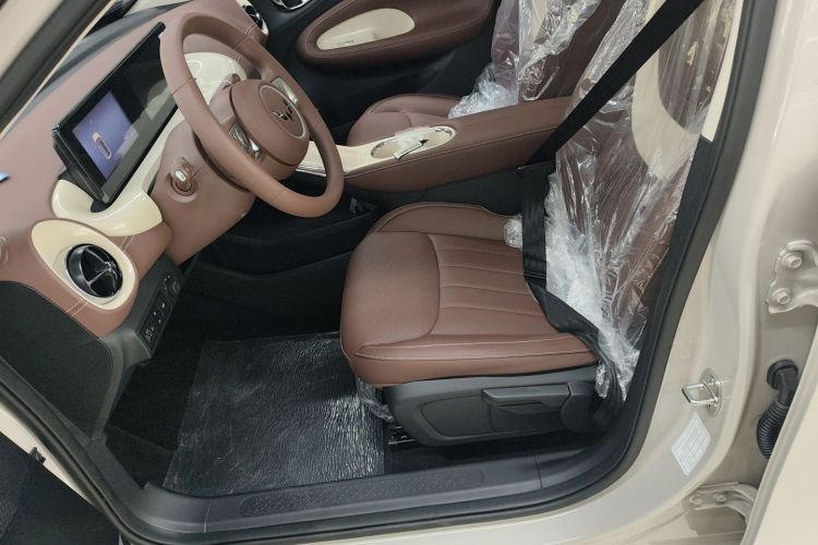 Used Wuling Bingo 2025 333 km Enjoyment Version Left Front Seat