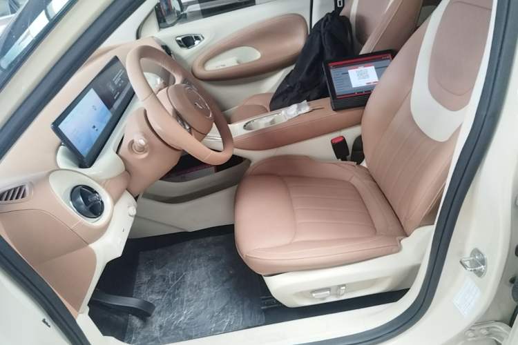 Used Wuling Bingo 2025 410 km Lingxi Deluxe Edition Left Front Seat