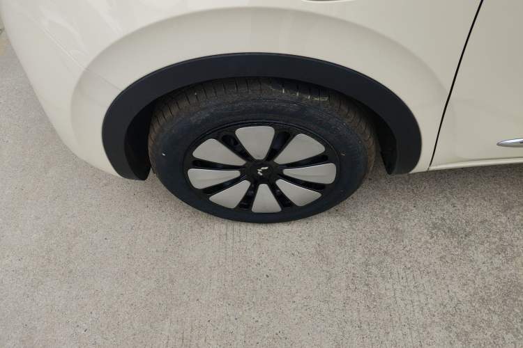 Used Wuling Bingo 2025 333 km Enjoyment Version Left Front Wheel Hub