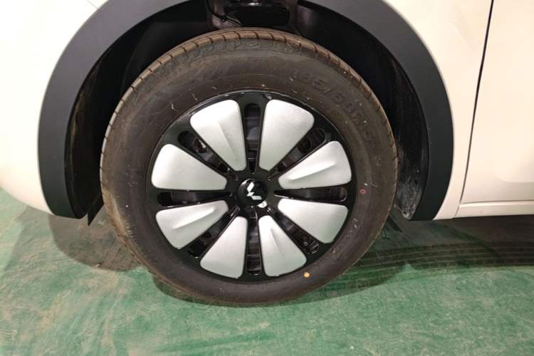 Used Wuling Bingo 2025 333 km Enjoyment Version Left Front Wheel Hub