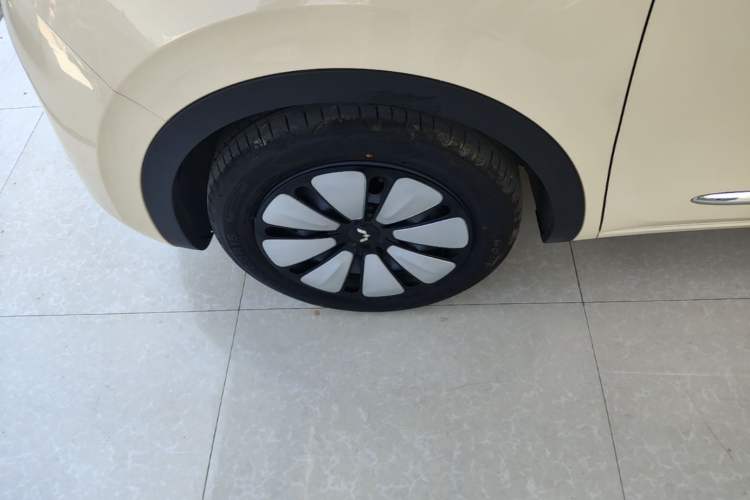 Used Wuling Bingo 2025 333 km Enjoyment Version Left Front Wheel Hub