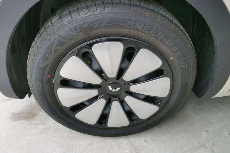 Used Wuling Bingo 2025 333 km Enjoyment Version Left Front Wheel Hub