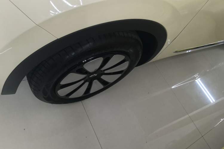 Used Wuling Bingo 2025 333 km Enjoyment Version Left Front Wheel Hub