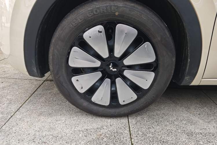 Used Wuling Bingo 2025 333 km Enjoyment Version Left Front Wheel Hub