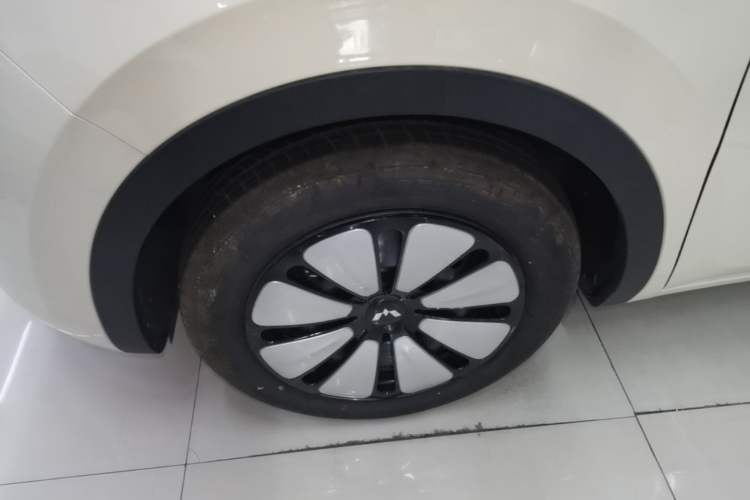 Used Wuling Bingo 2025 333 km Enjoyment Version Left Front Wheel Hub
