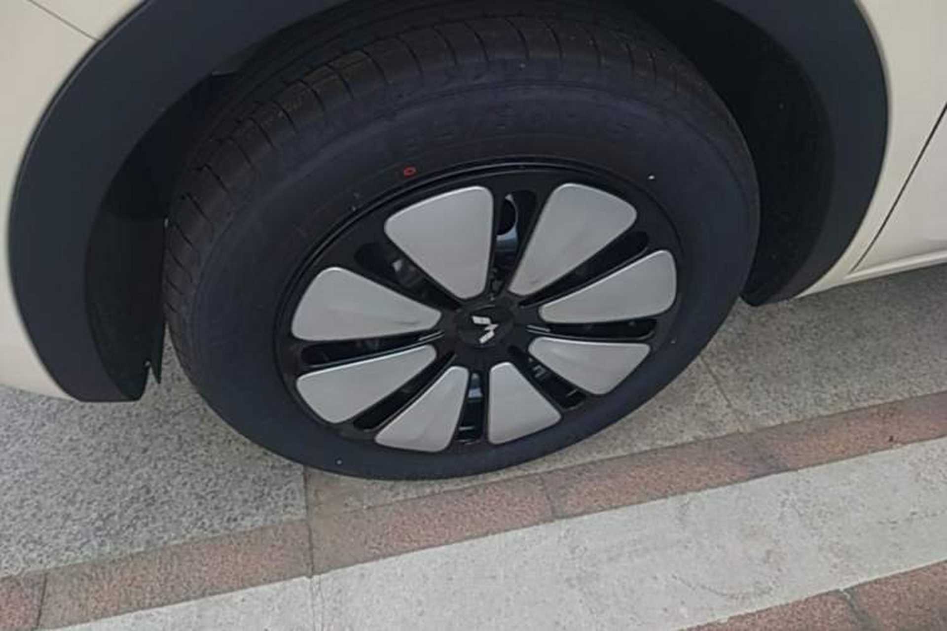 Used Wuling Bingo 2025 333 km Enjoyment Version Left Front Wheel Hub
