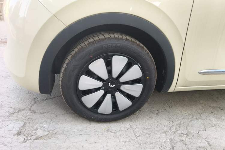 Used Wuling Bingo 2025 333 km Enjoyment Version Left Front Wheel Hub